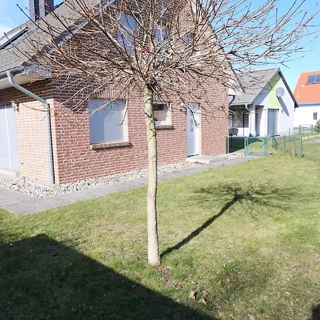 Semesterbostad Strandnah K8a *